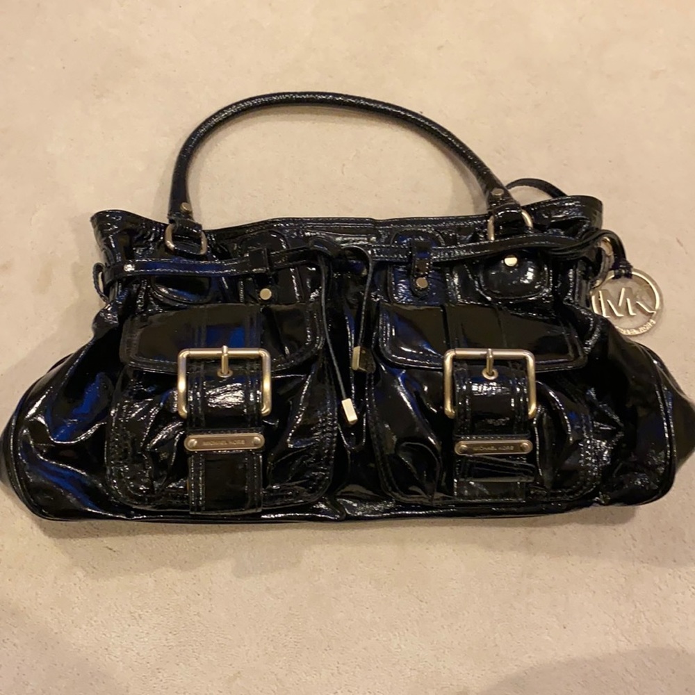 ***Rare***Michael Kors patent leather purse